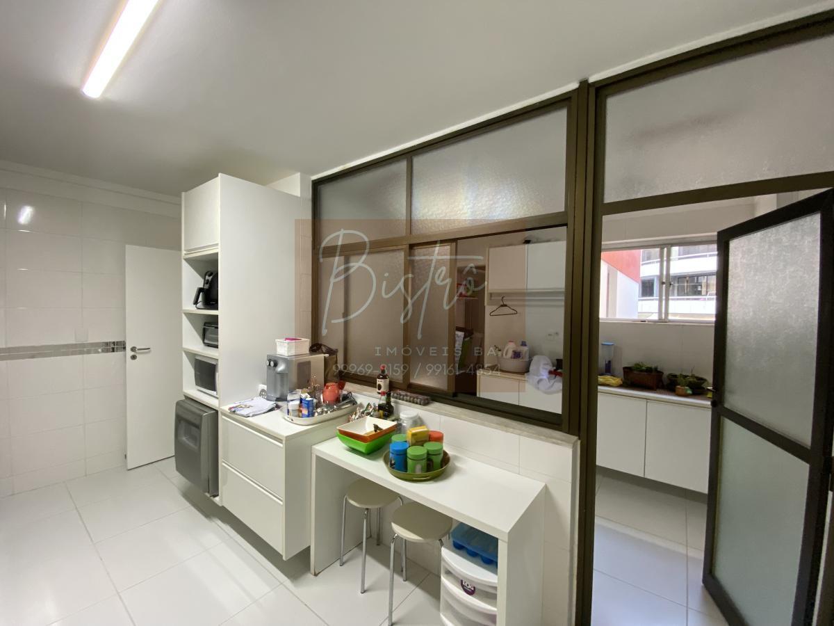 Apartamento - Itaigara