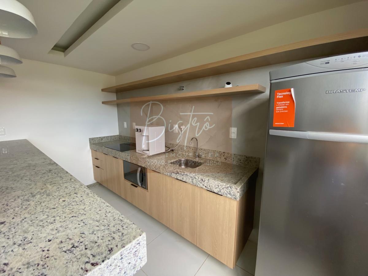 Apartamento - Caminho das árvores