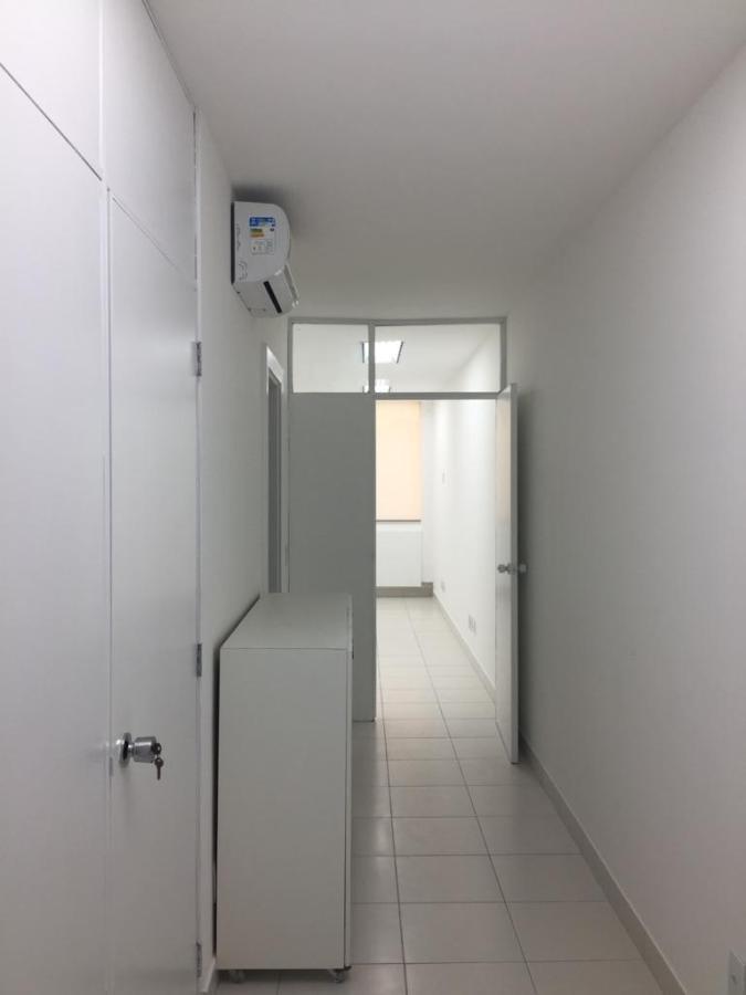 Apartamento - Caminho das árvores