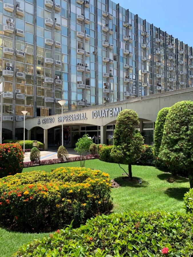 Apartamento - Caminho das árvores