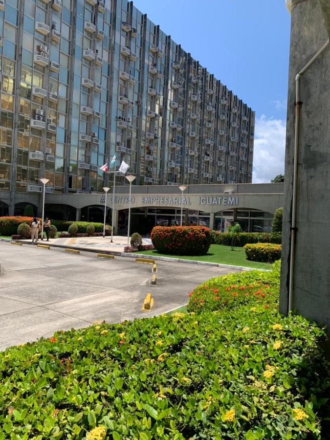 Apartamento - Caminho das árvores