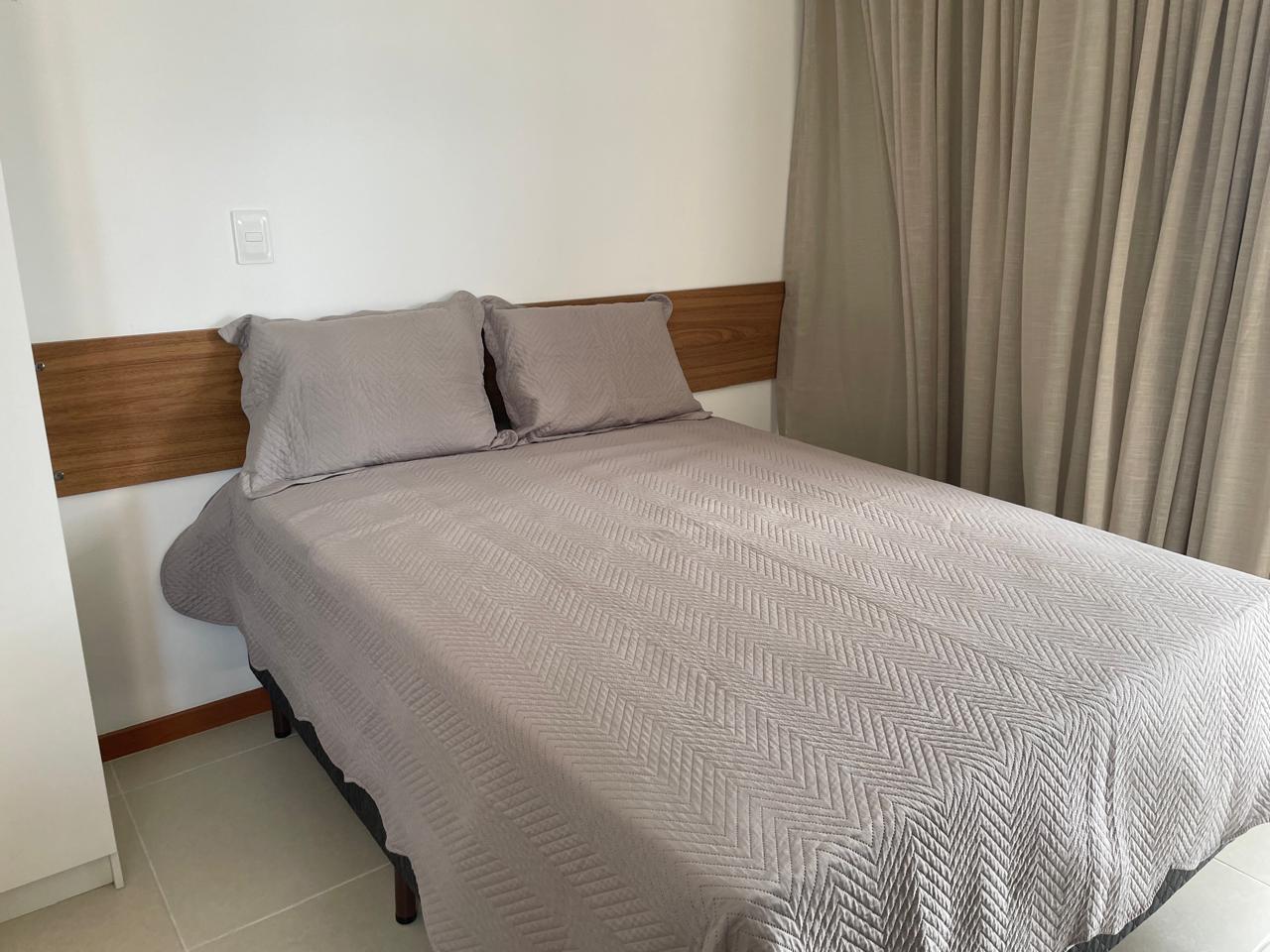 Apartamento - Caminho das árvores