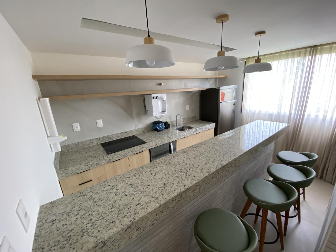 Apartamento - Caminho das árvores