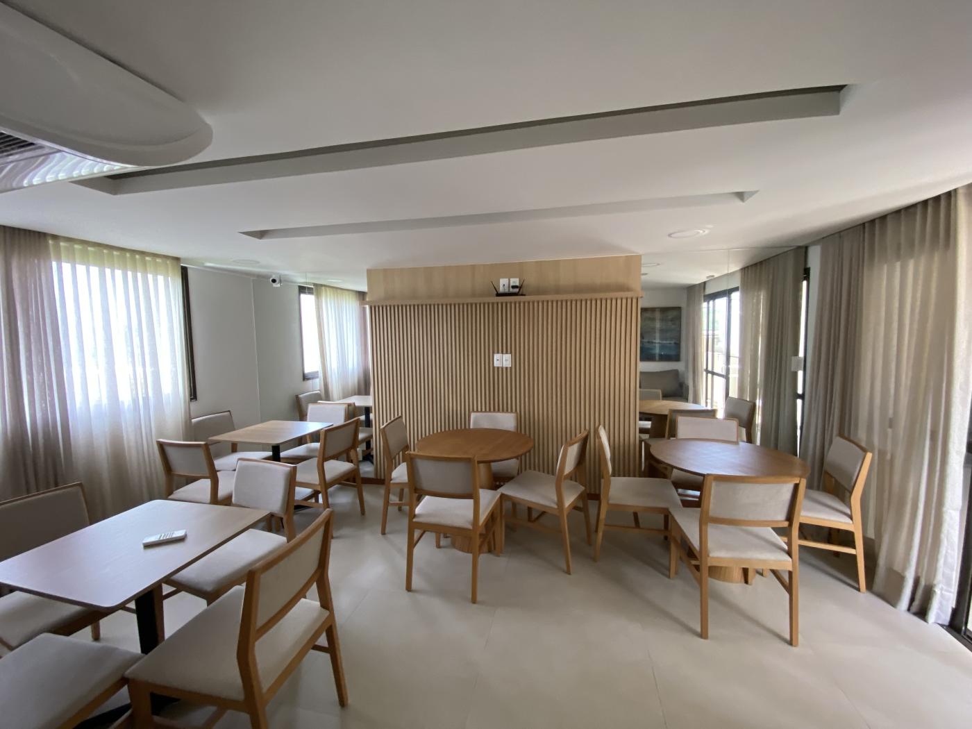 Apartamento - Caminho das árvores