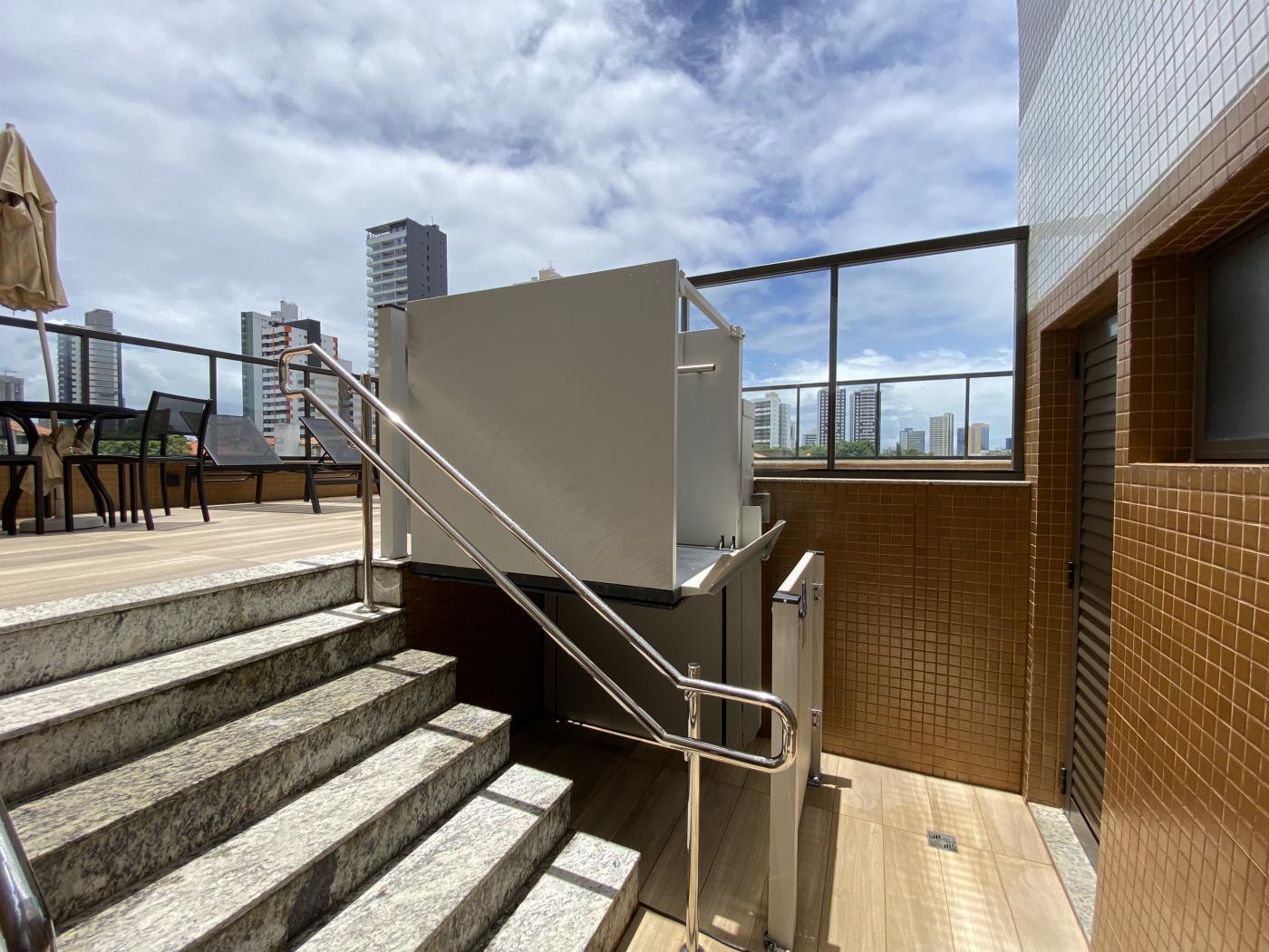 Apartamento - Caminho das árvores