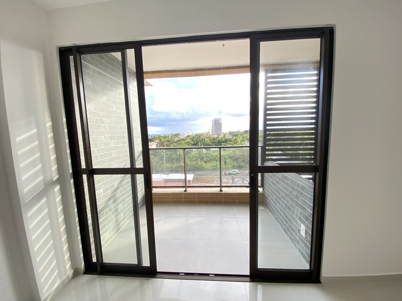 Apartamento - Itapuã