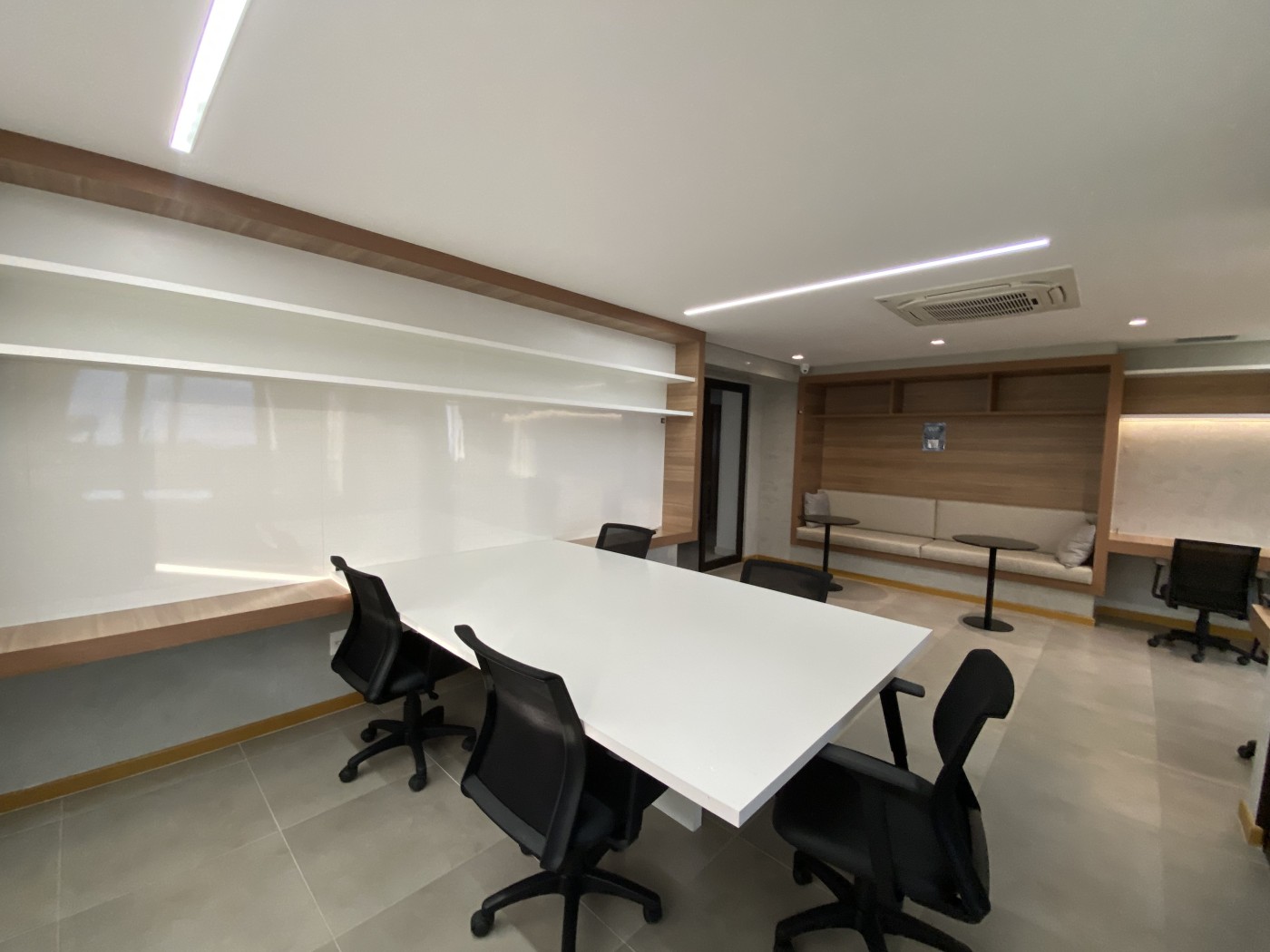 Apartamento - Itapuã