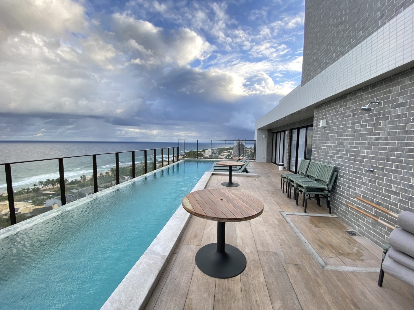 Apartamento - Itapuã